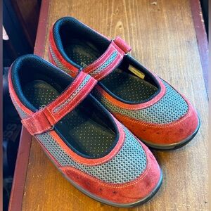 Orthofeet 859 Chattanooga Size 9.5 D/ Wide Maryjane Style Orthopedic shoes.